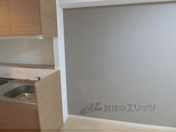 設備(冷蔵庫置場)