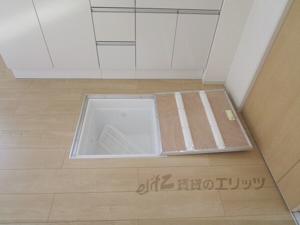 その他(床下収納)