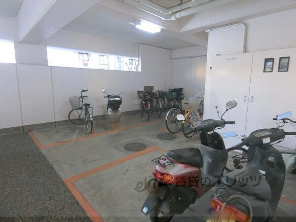 その他(駐輪場)
