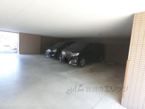 駐車場(駐車場)