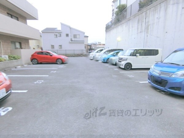 駐車場(駐車場)