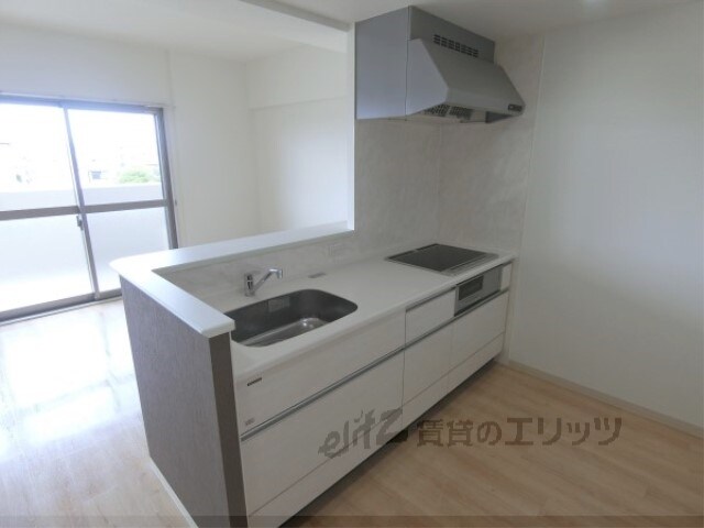 物件内観写真3　(キッチン)