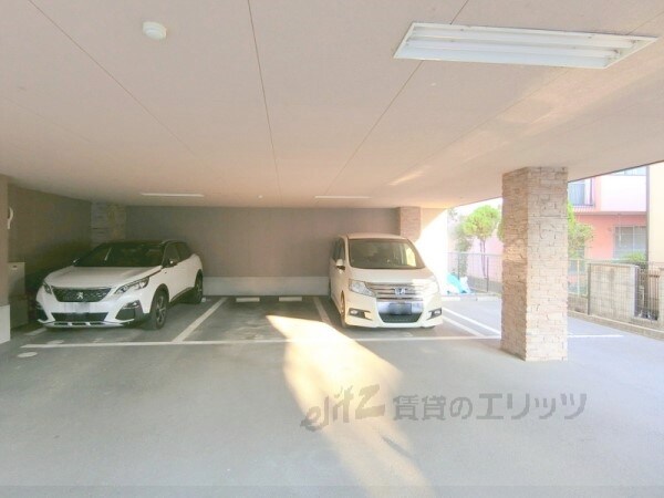 駐車場(駐車場)