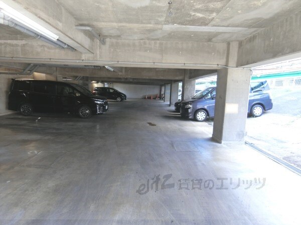 駐車場(駐車場)