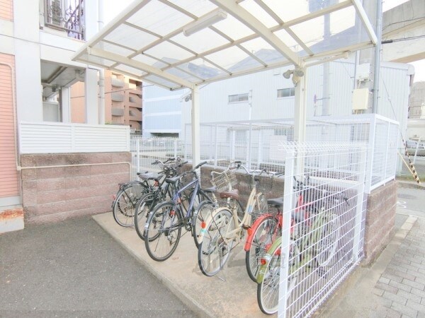 その他(駐輪場)