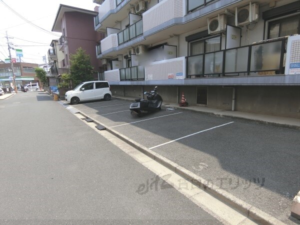 駐車場(駐車場)