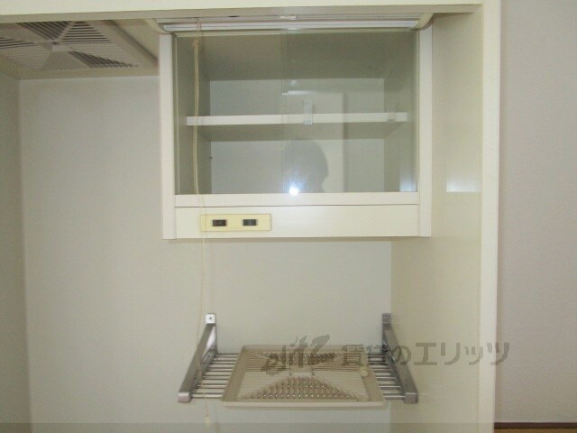 物件内観写真11　(キッチン上)