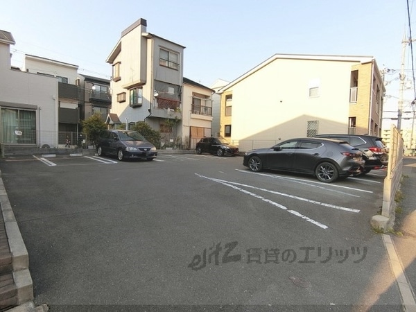 駐車場(駐車場)
