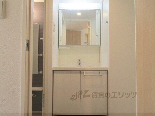 洗面(背面台)