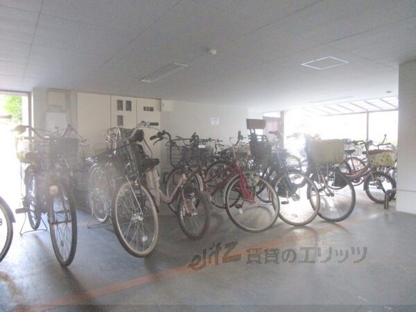 その他(駐輪場)