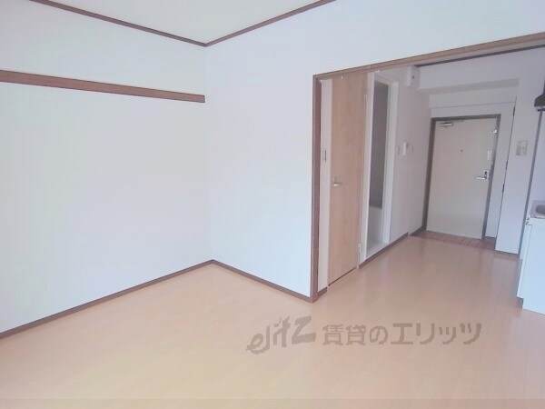 物件内観写真5　(洋室)