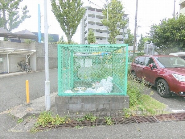 設備(ゴミ置き場)