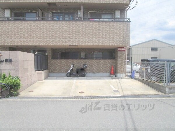 駐車場(駐車場)