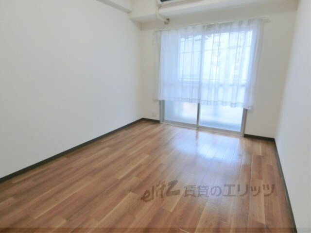 物件内観写真14　(洋室)