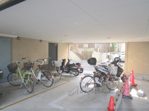 共有部分(駐輪場)