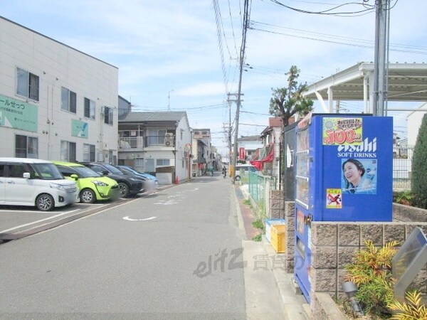 その他(前面道路)