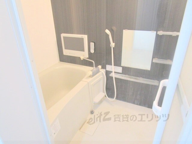 物件内観写真3　(風呂)