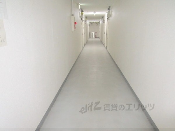 ロビー(通路)