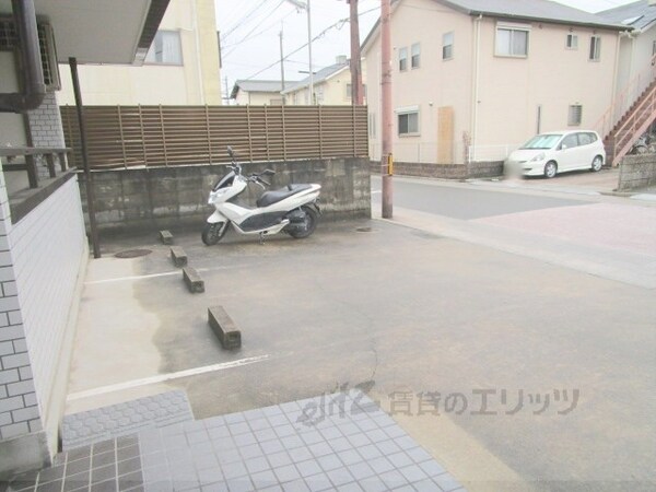 駐車場(駐車場)