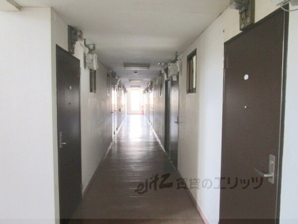 ロビー(通路)