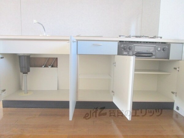 キッチン(キッチン下収納)