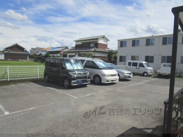 駐車場(駐車場)