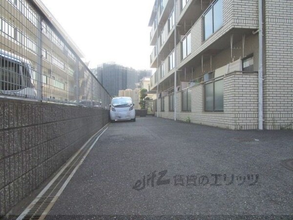 駐車場(駐車場)