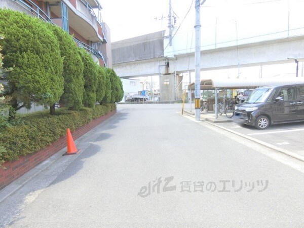 その他(前面道路)