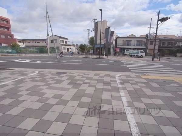 その他(前面道路)