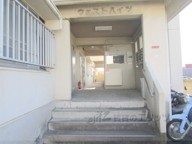 物件内観写真10　(エントランス)