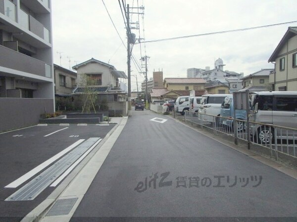 その他(前面道路)