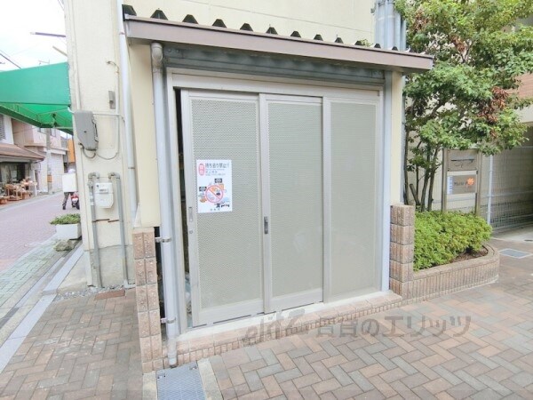 共有部分(ゴミ置き場)