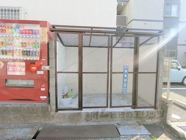 設備(ゴミ置き場)