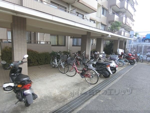 その他(駐輪場)