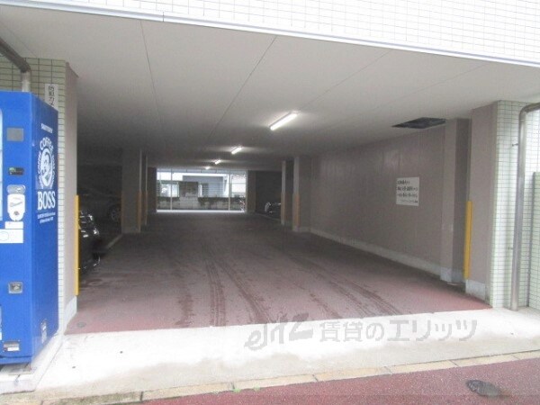 駐車場(駐車場)