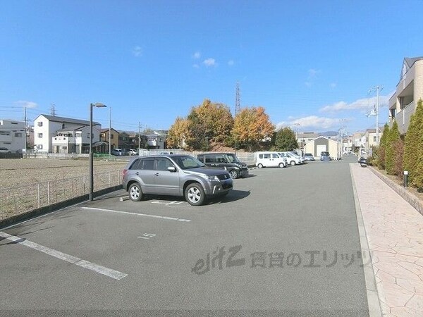 駐車場(駐車場)