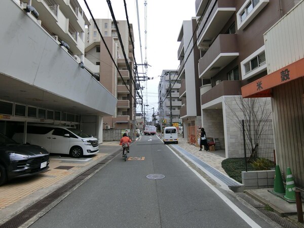 駐車場(駐車場)