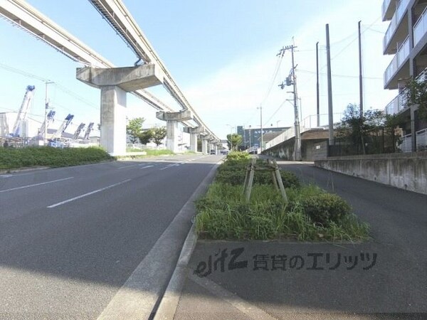その他(前面道路)