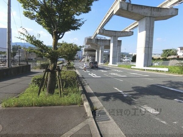 その他(前面道路)