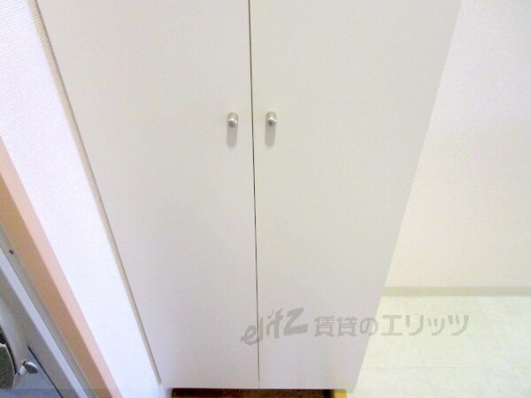 設備(下駄箱)