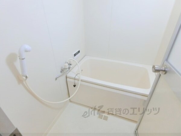 バス／シャワールーム等(風呂)