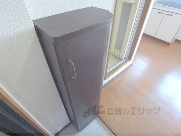物件内観写真15　(下駄箱)