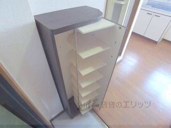 物件内観写真23　(下駄箱)