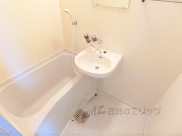 バス／シャワールーム等(風呂)