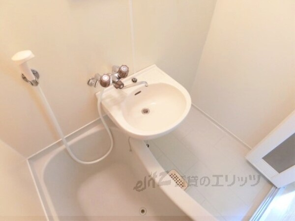 バス／シャワールーム等(風呂)