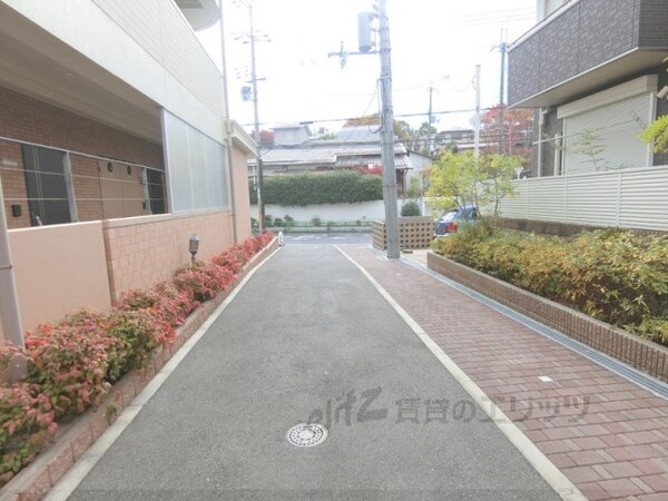 その他(前面道路)
