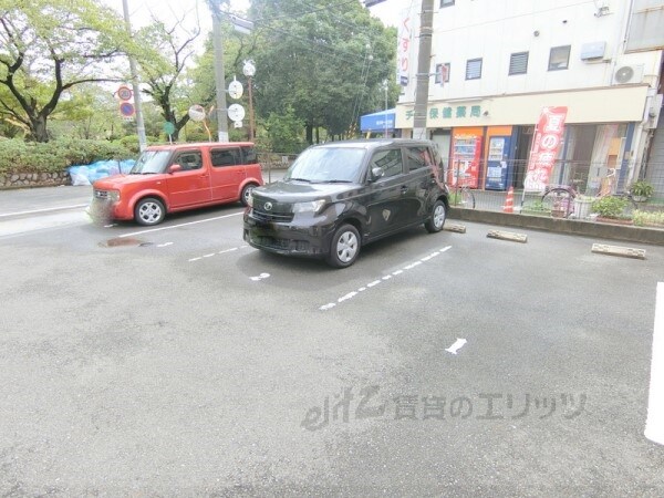 駐車場(駐車場)