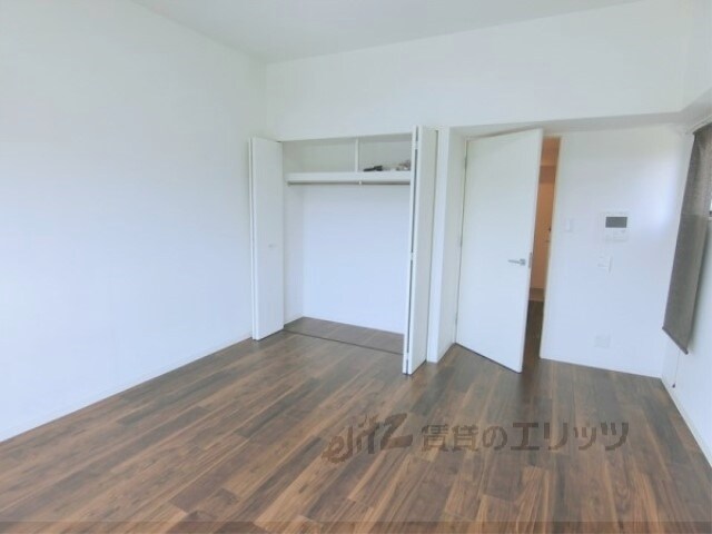 物件内観写真11　(洋室)