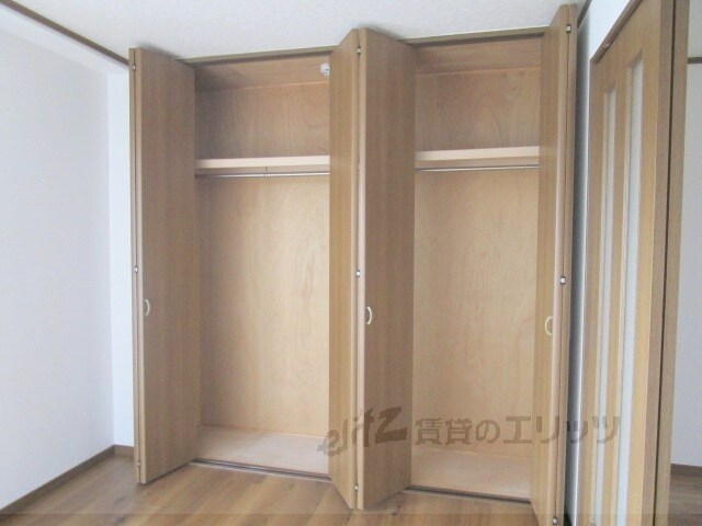 物件内観写真15　(収納)