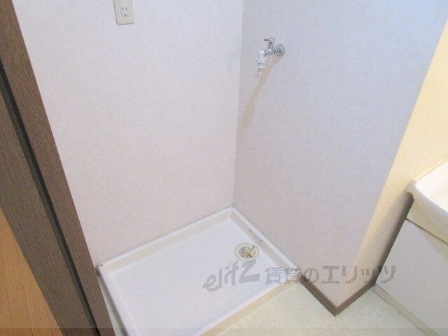 物件内観写真17　(洗濯機置場)